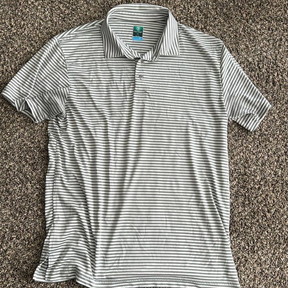 Pro tour men’s golf shirt size medium cool play material/dri-fit